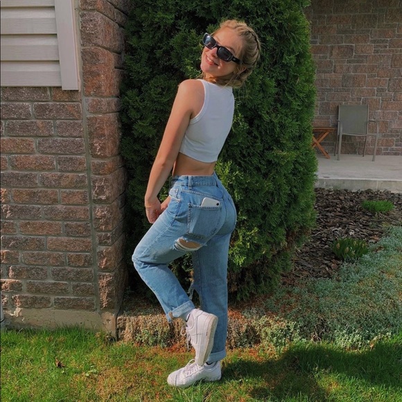 Meet your Posher, Nyla - Picture 1 of 1